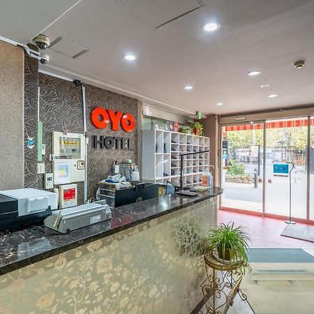 Oyo Hotel Hikari House Tōkyō Extérieur photo